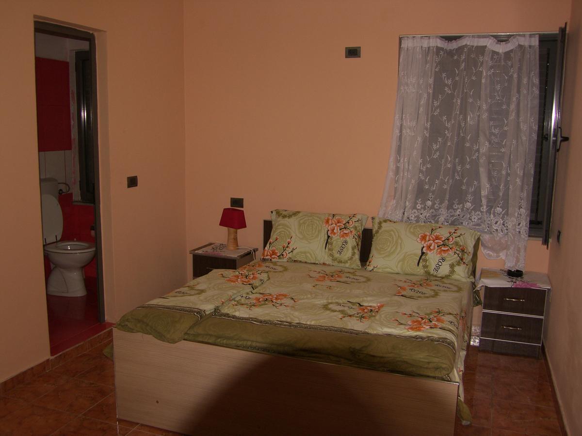 Shkodra Hotel Экстерьер фото