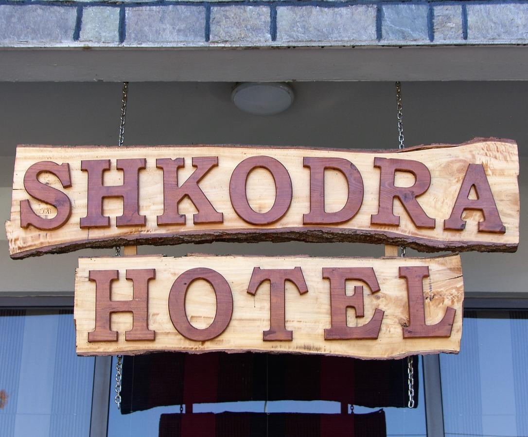Shkodra Hotel Экстерьер фото